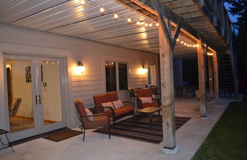 Pickerel House | Secluded Northwoods Lake House Retreat Near Nicolet National Forest