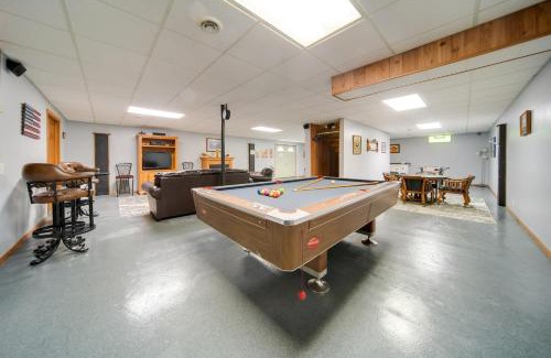 Dorset House | Secluded Ohio Getaway on 65 Acres!