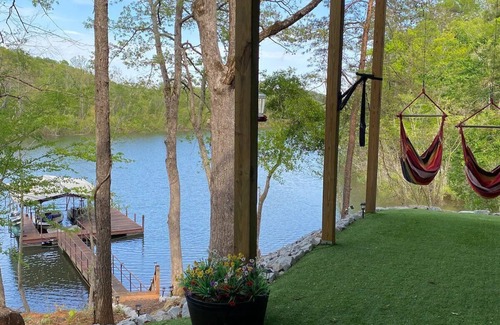 Toccoa House | Secluded Retreat: Lake Hartwelln