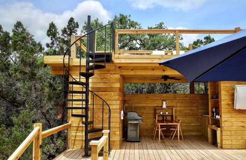 Dripping Springs Cabin | Secluded, Romantic Yurt w/Hot Tub at The Yurtopian - "Dottie"