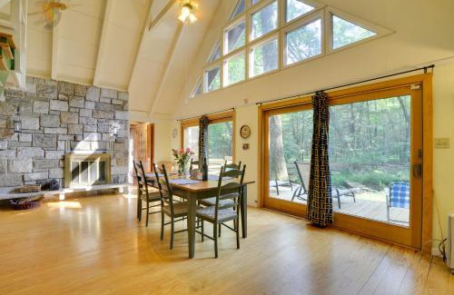 Reeders House | Secluded Stroudsburg Home - 5 Mi to Ski Resort
