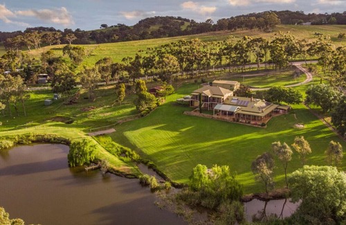 Kondoparinga House | Secluded, Stylish, and Spacious – The LostPlot