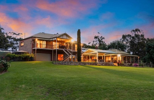 Kondoparinga House | Secluded, Stylish, and Spacious – The LostPlot