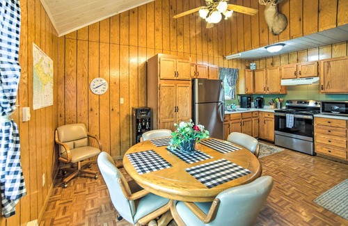 Watersmeet Cabin | Secluded Woodsy Watersmeet Cabin w/Fire Pit!