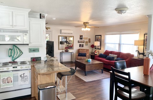 Mid America Cottage | “Seclusion” - Swim-Boat Dock, Hot Tub, Fire Pit, Kayaks for rent on property