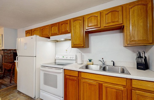 Cedar Bushes House | Second-floor home with Manomet Beach access, deck, firepit & outdoor space