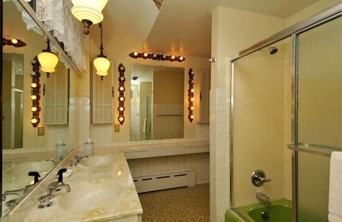 Clearfield Apartment | Second Street Suite