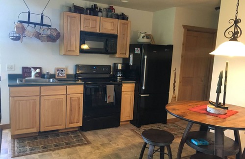 Ashland House | Second Wind Country Inn