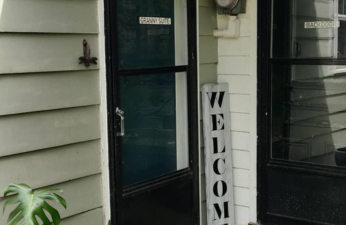 Carleton Place Apartment | Secondary suite in the heart of Carleton Place!