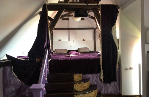 Apoldu de Sus House | Secret room - Hospitality, Tradition and Mystery characterizes us.