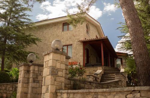 Tirana Villa | Secret Stone Villa
