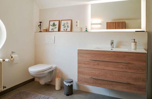 Schwerin Apartment | Seeblick-Dachgeschoss in historischer Villa zentral 4 PAX