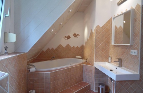 Woffelsbach Apartment | Seeblick Ferienwohnung am Rursee - Nationalpark Eifel