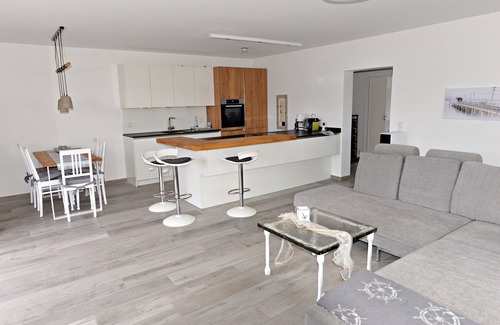 Ohningen Apartment | SEENZEIT - NEW, WITH DREAMLIKE SEA VIEW
