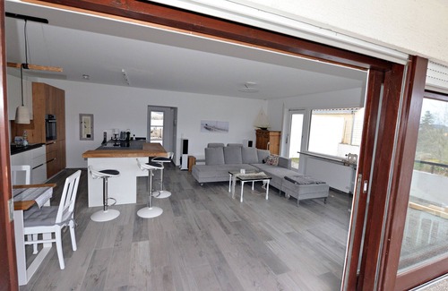 Ohningen Apartment | SEENZEIT - NEW, WITH DREAMLIKE SEA VIEW
