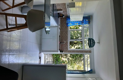 Saint-Claude Apartment | SeeView located on the side of the mountain with views of nature and the sea