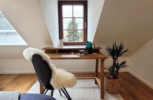 Markkleeberg Apartment | Seezeit - gemütliche Ferienwohnung, Tiefgarage, Cospudener See