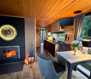 Goyatz Boat Rental | Seezeit- Schwielochsee- Hausboot