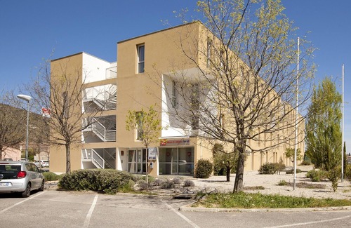 Manosque House | Sejours & Affaires Manosque Moulin Neuf