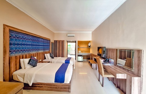 Mlonggo Hotel | Sekuro Village Beach Resort
