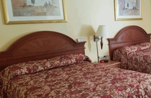 Manitouwadge Hotel | Select Inn