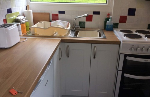 Kilkhampton Ski Chalet | Self Catered chalet, Family & Pet friendly.Woodlands