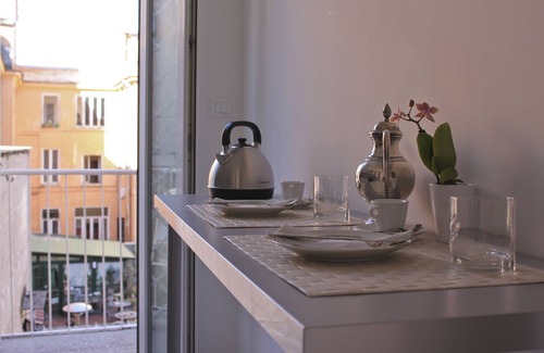 Rione III Colonna Apartment | Self Catering Apartment Roman Penthouse