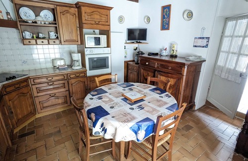 Saint-Savinien House | Self-catering cottage in Saint-Savinien-sur-Charente