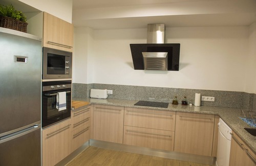 Vilafreser Villa | Self catering El Serrat for 15 people