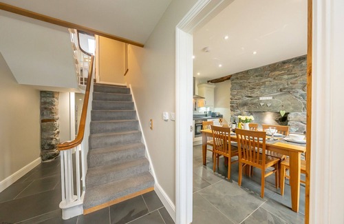 Dyffryn Ardudwy Cottage | Self Catering Accommodation on a Working Farm | Faeldre