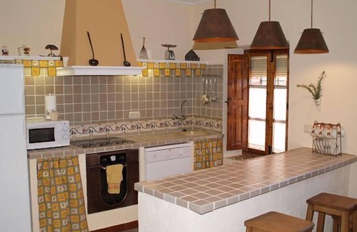 Navalpino Cottage | Self catering La Cerquilla del Médico for 10 people