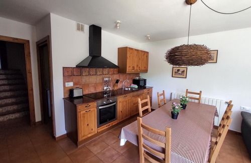 Rocabruna Cottage | Self catering Mas Can Soler for 6 people