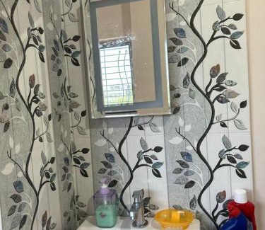 Nagpur Apartment | Self Check In 1BHK Home fully Equipped Kitchen