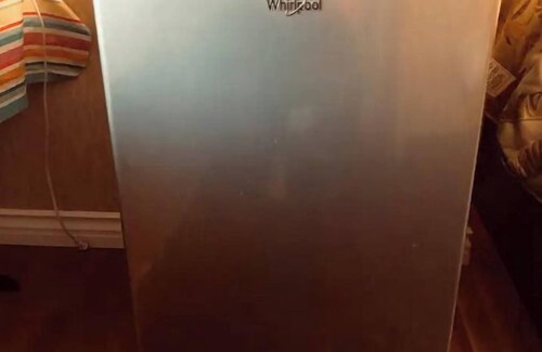 West Hills House | *Self check-in. Private Entrance. Netflix.*
