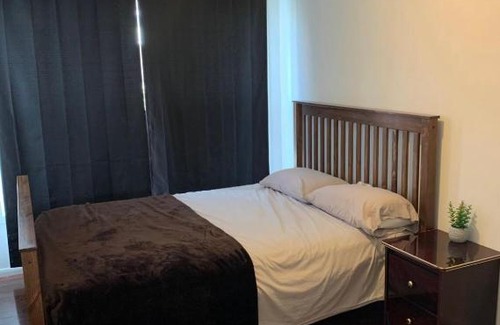Walkerville Apartment | Self contained 2 level apartment with 4 bdrms & 2 bathroom