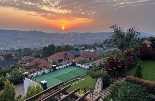 Central Kampala Apartment | Self contained rooms with independent bathroom