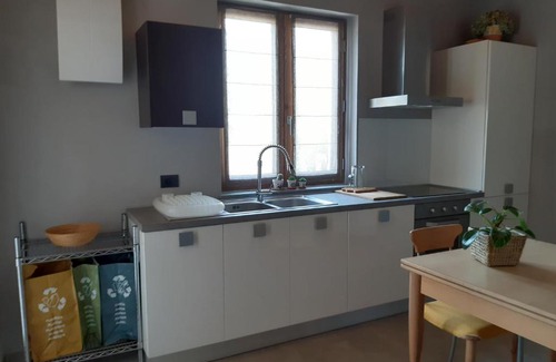 Paesana Apartment | SEMI AL VENTO: la bio-casa nel giardino incantato!