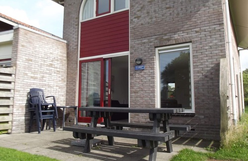 Franeker House | Semi-detached house in Franeker with a shared pool