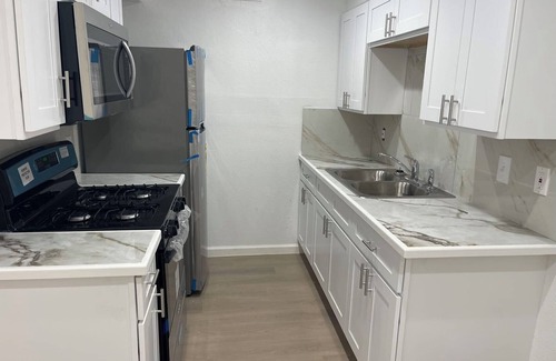 Old East Dallas Apartment | Semi Furnished 1-Bedroom Apartment : 1518 Haskell Avenue