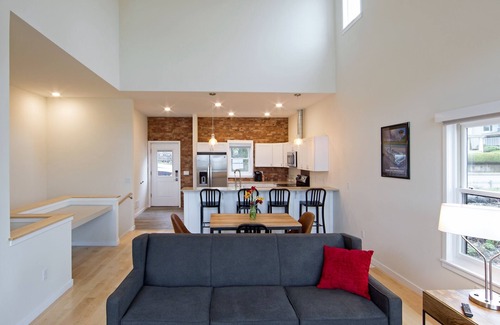 Watkins Glen House | Seneca Sunset Vacation Rental - Walking to Watkins Glen Attractions