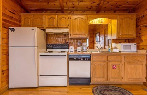 Gatlinburg - Pigeon Forge Cabin | Sensational Views GSMNP/Near DwTn Gatlinburg