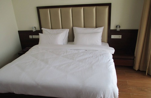 Kotputli Hotel | Sentara Hotel and Resort