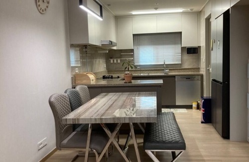 Sangil-tong Apartment | Seoul Central I'Park 3Bdr 2Bath luxury apartment