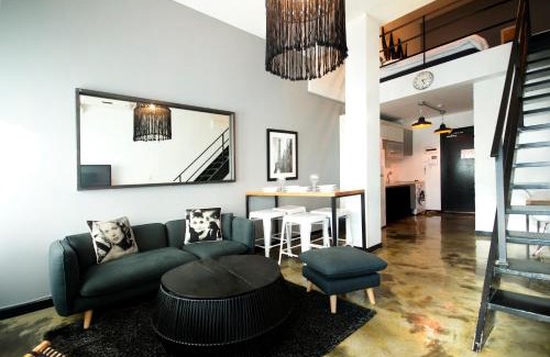 Daehangno Apartment | Seoul Loft Apartments - SLA 7 Night Minimum