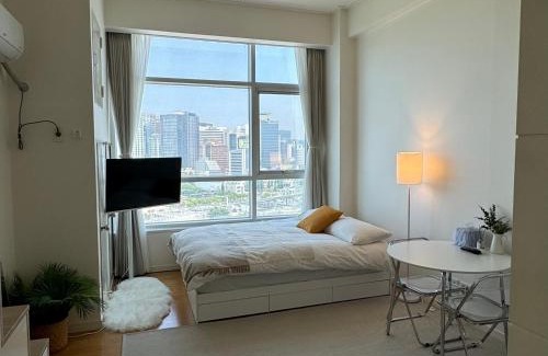 Cheongpa-dong Apartment | Seoul Station Sunset House