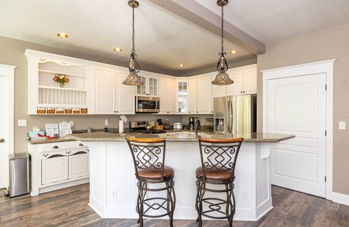 Ponderosa Trails House | Separation Canyon Retreat