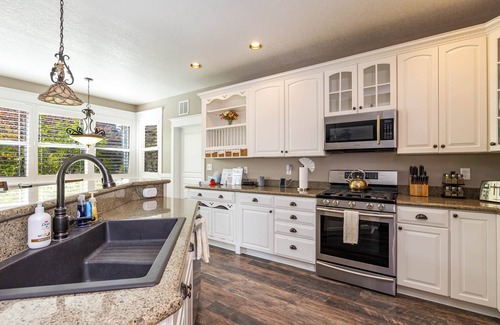 Ponderosa Trails House | Separation Canyon Retreat