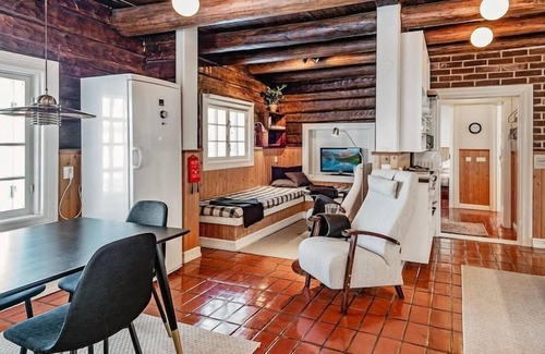 Somero House | Sepelkyyhky by Interhome