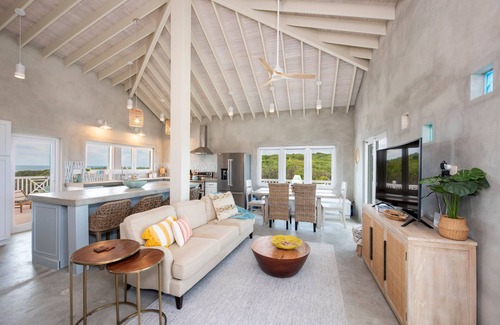 Gregory Town House | Sephora House 4 Bedroom Home