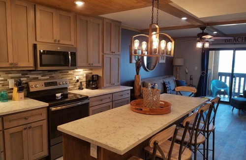 South Padre Island Condo | "September" 2025-SPECIAL" 100% Beachfront View 100% Remodeled Condo